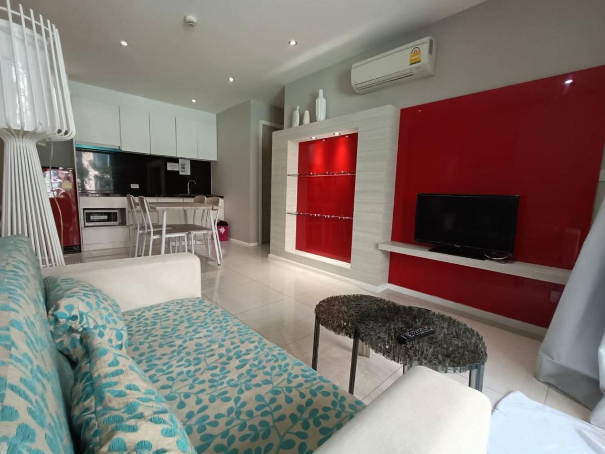 Atlantis Condo Resort By Somphong Jomtien Beach Exteriör bild